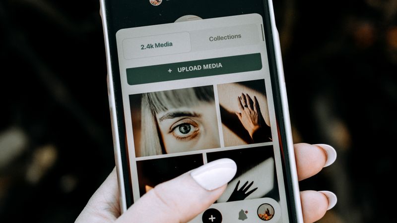 Drag and drop upload interface on a modern application screen